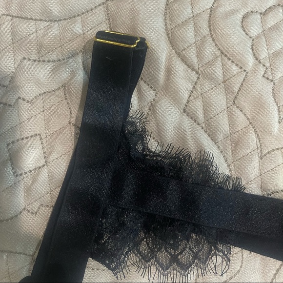 Oh lah lah Cheri Lingerie - Picture 4 of 5